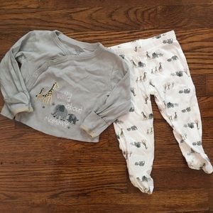Baby boy matching pajama set 3-6 mo EUC